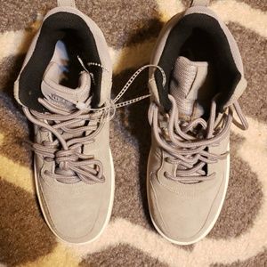 Nike Court Borough Mid Premium 